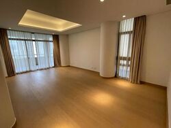 The Colonnade (D10), Condominium #619519061